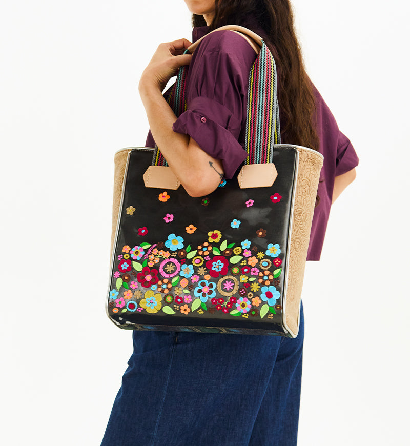Banks Classic Tote - Image 9