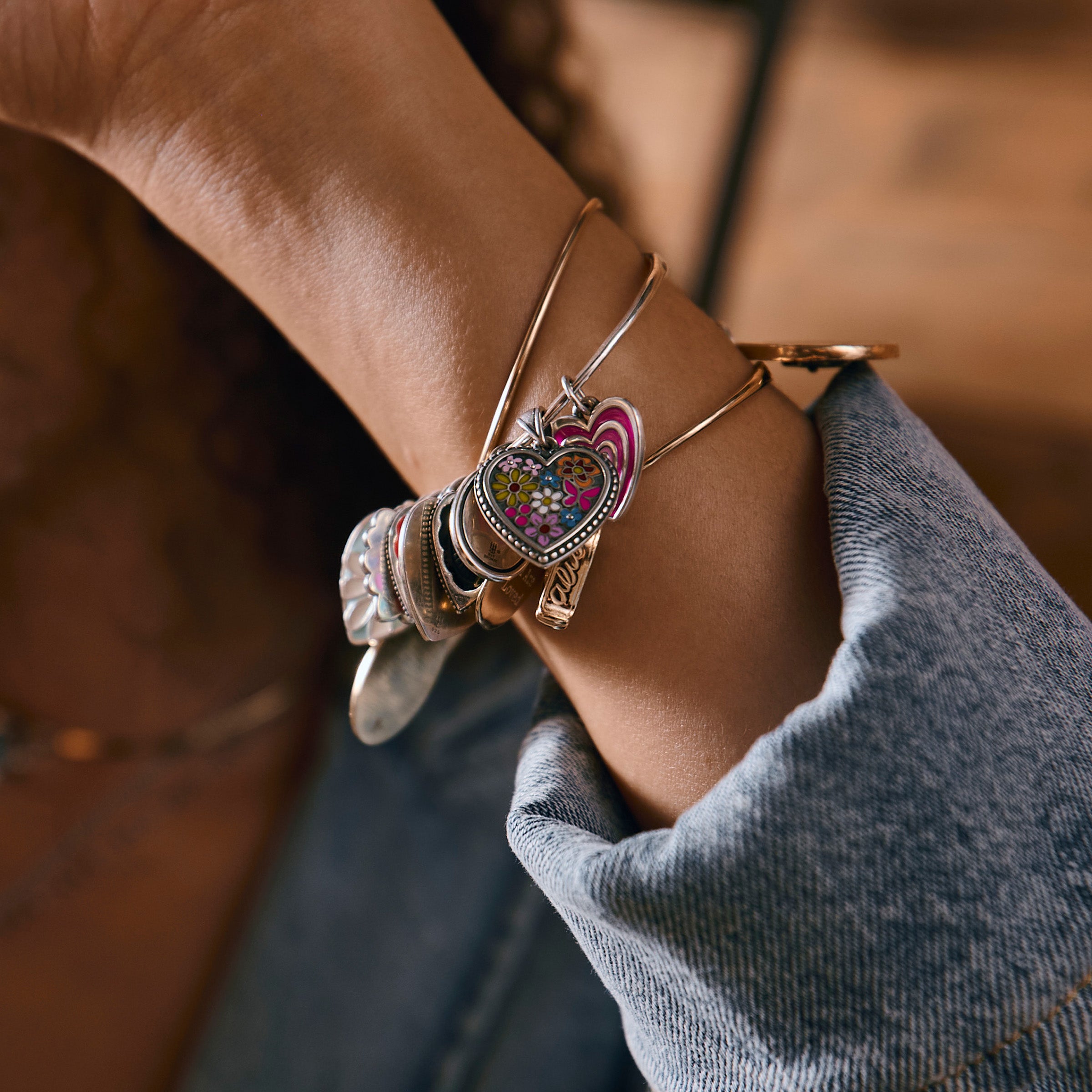 Enamel Radiant Heart Charm - Image 4
